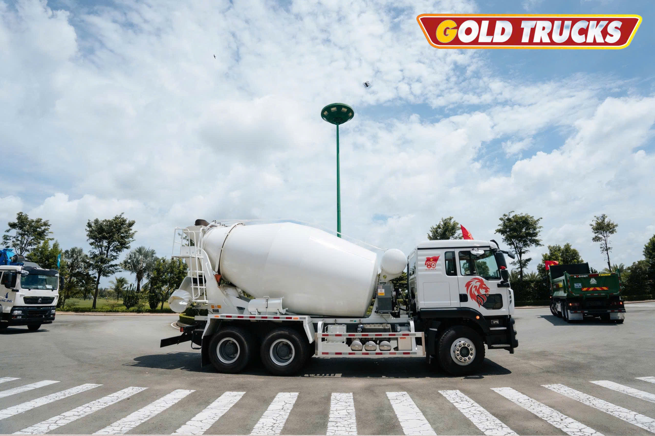 Howo trộn bê tông 10 khối
